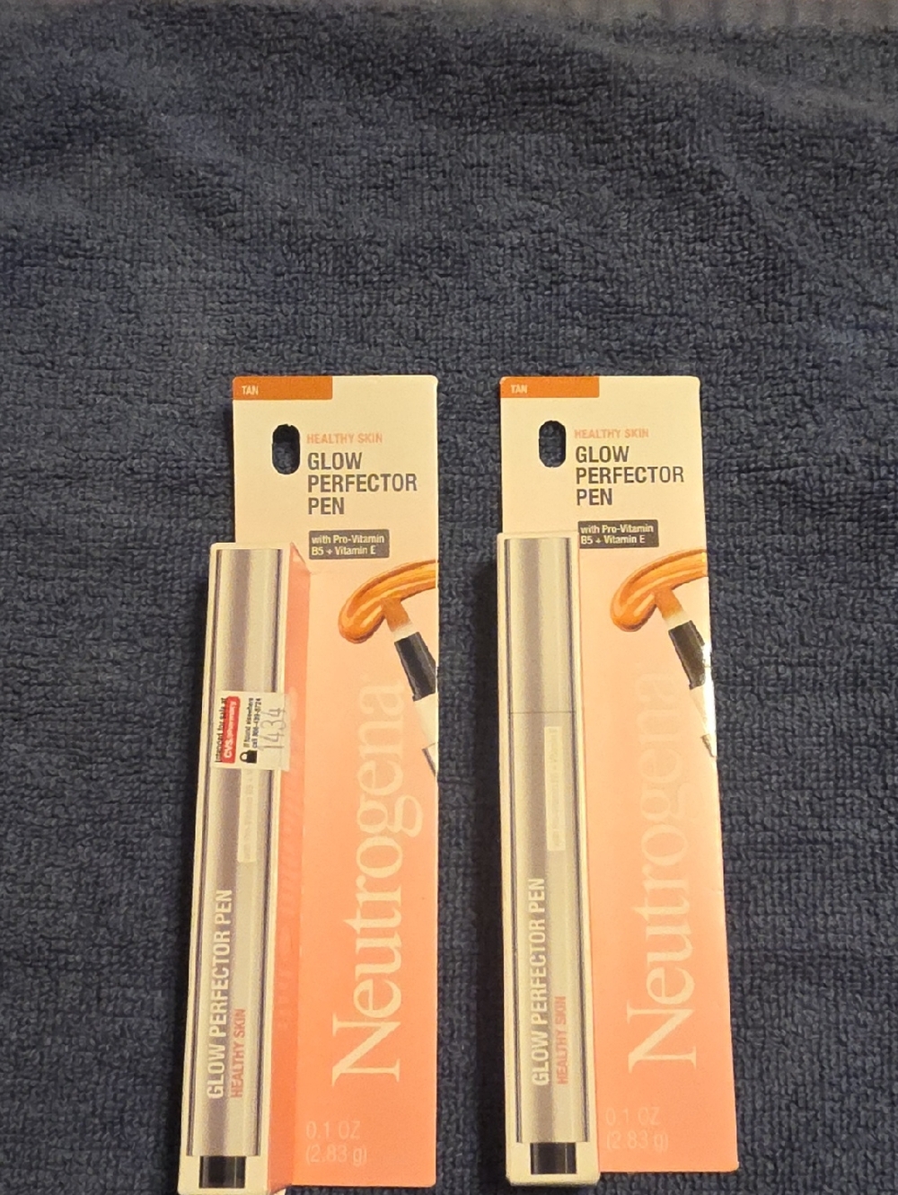 TWO Neutrogena Glow Perfector Pen - Tan Shade